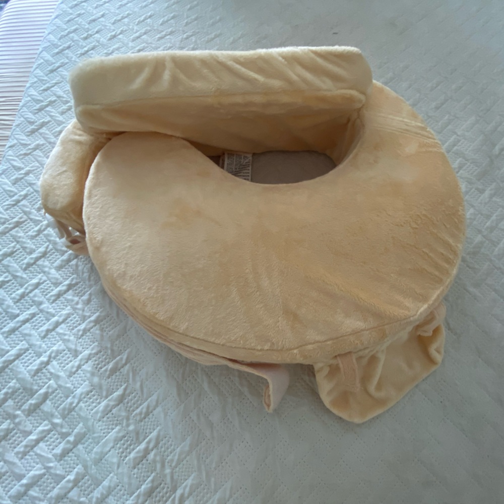 My Brest friend breastfeeding pillow